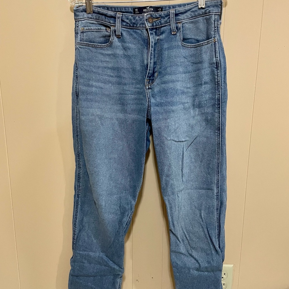 Hollister mom jeans